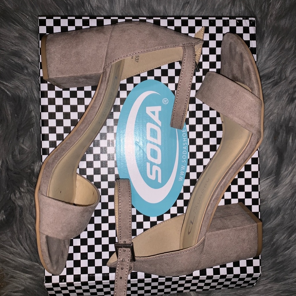 Taupe heels